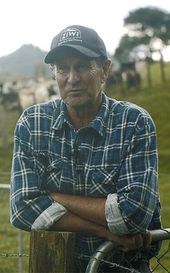 ziwi-farmer-image3-375x600px.jpg